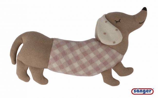 Beiger Plüschdackel mit rosa Karomuster und Kirschkernfüllung by medasi.shop – flauschiges Wärmekissen für Kinder.