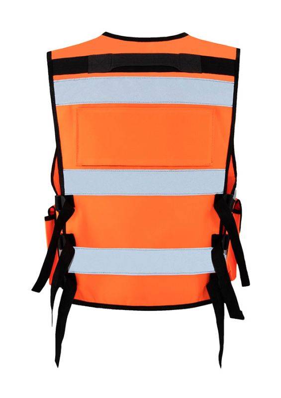 Rückseite der orangefarbenen Tactical Vest Bonn mit breiten Reflexstreifen und verstellbaren Seitenriemen.