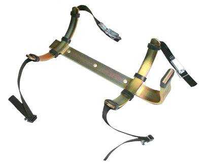 KFZ-Halter 12 kg - Feuerlöscher Halterung 12 kg, galvanisiert mit robusten Spannbändern für sichere Fahrzeugmontage, korrosionsbeständig.