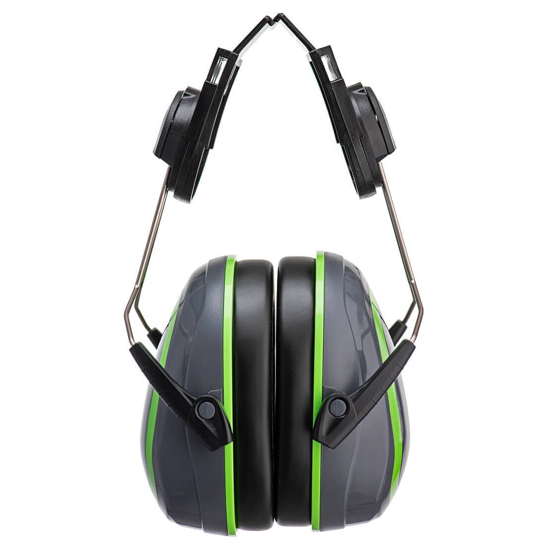 Seitliche Ansicht des Kapselgehörschutzes PW75 von Portwest in Grau/Grün mit Clip-On-Befestigung für Helme, geeignet für Arbeitsschutz im Industriebereich.