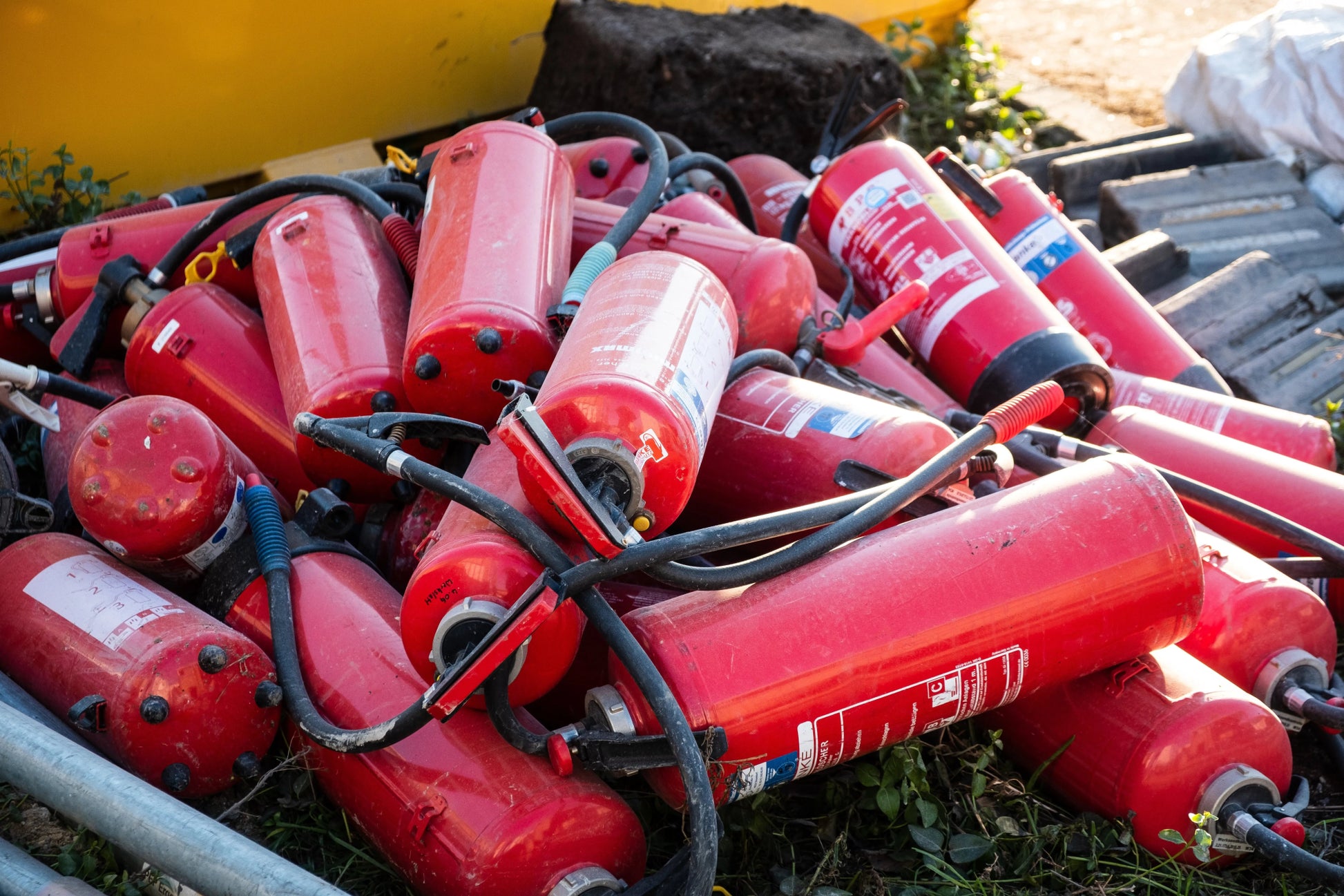 Feuerlöscher Entsorgung Schaum für 9 bis 12 Liter - Medasi.shop - SchaumEnt - 9 - 12